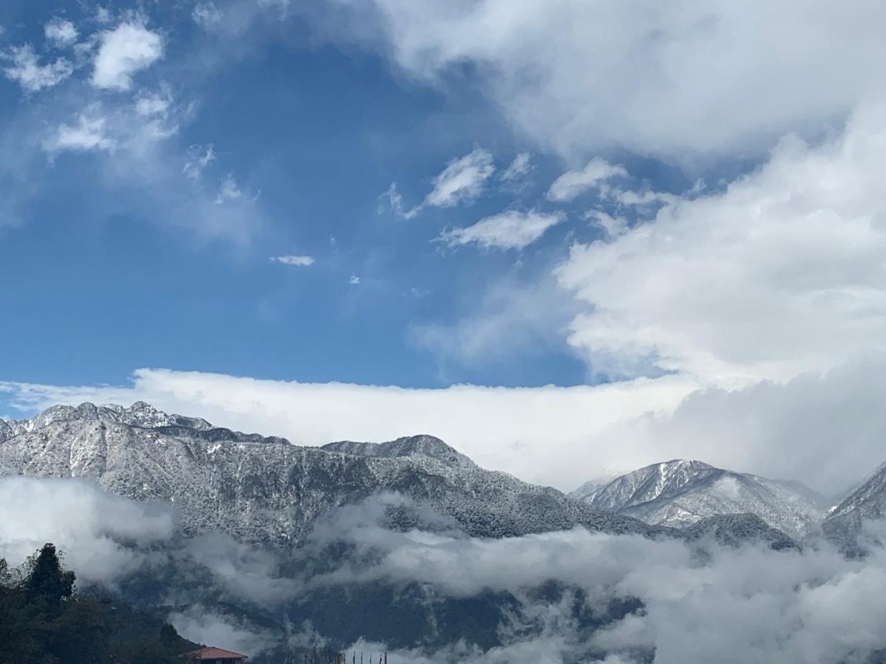 The Aryan Regency Hotel Pelling Eksteriør billede